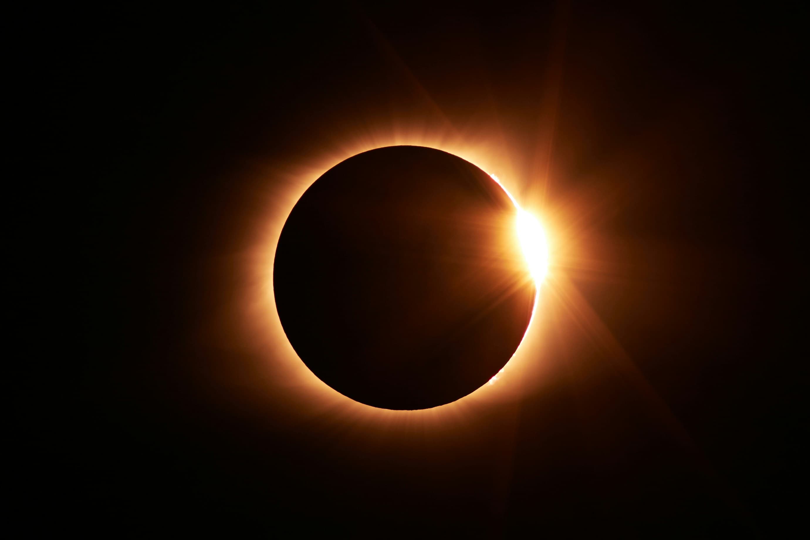Total Solar Eclipse Over Mallorca 2026: The Event of the Century